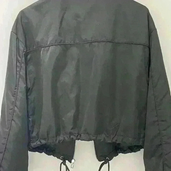 Bershka cropped jacket size M - Picture 3 of 5